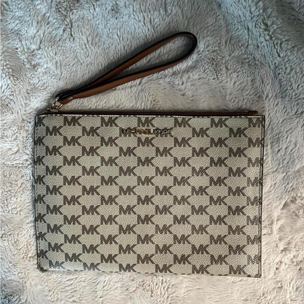 Michael Kors Beige Monogram Wallet